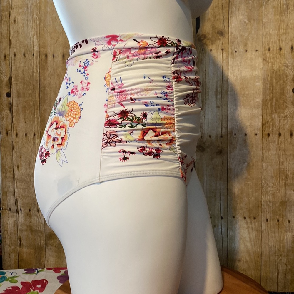 NWTS Cocopear swim suit bottom - Picture 2 of 5